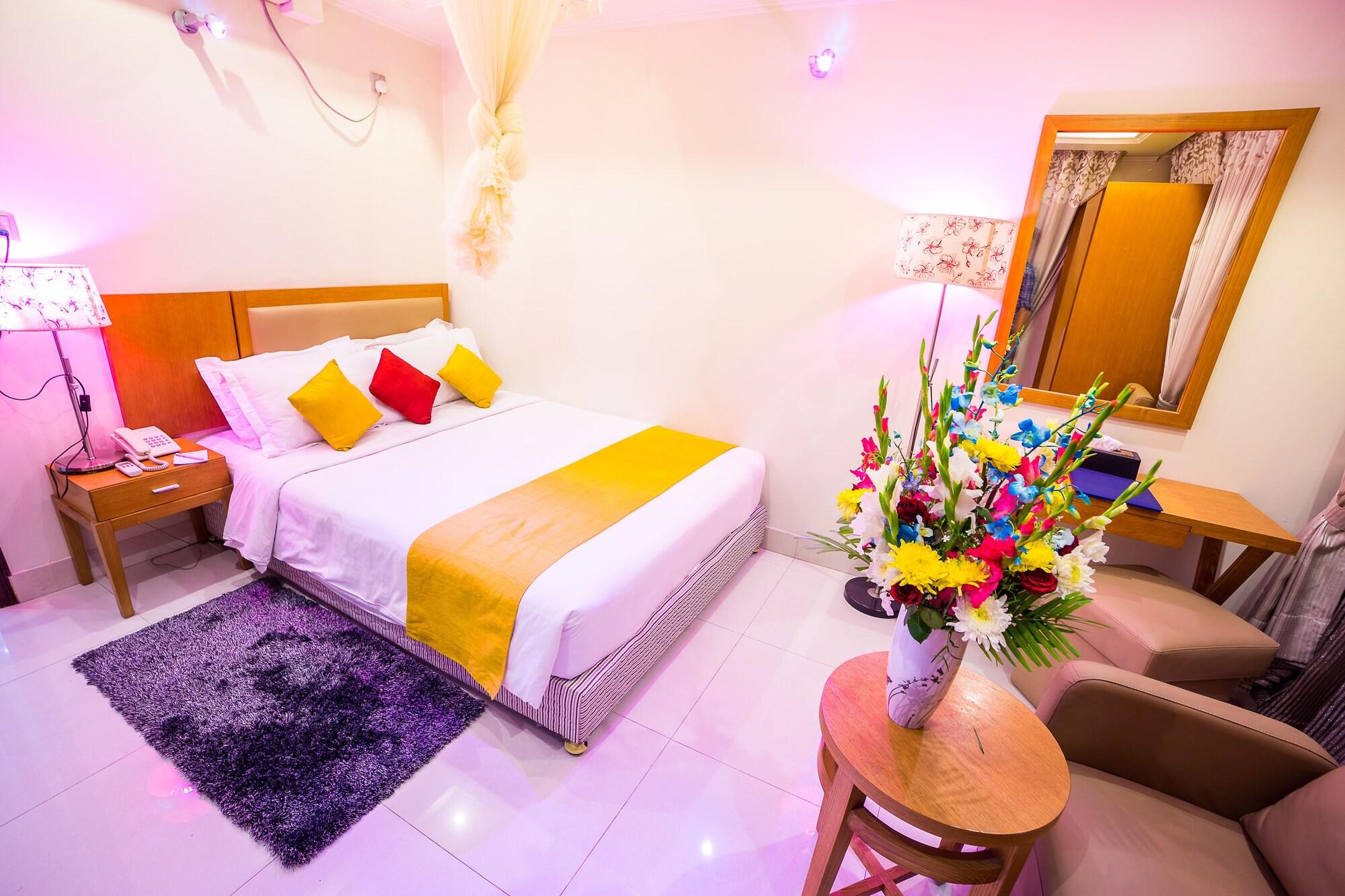 Nascent Gardenia Luxury Suites Дакка Экстерьер фото