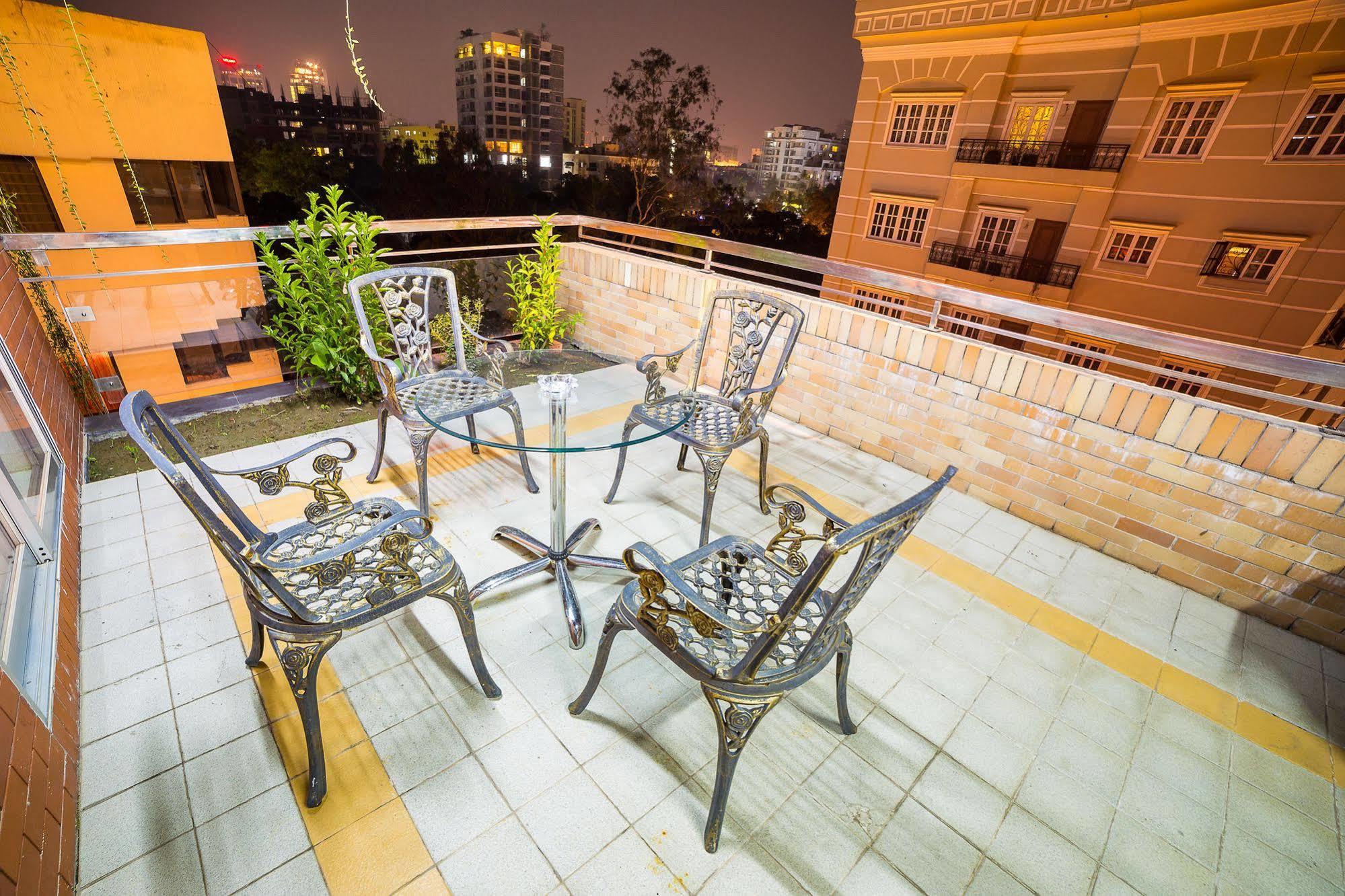 Nascent Gardenia Luxury Suites Дакка Экстерьер фото